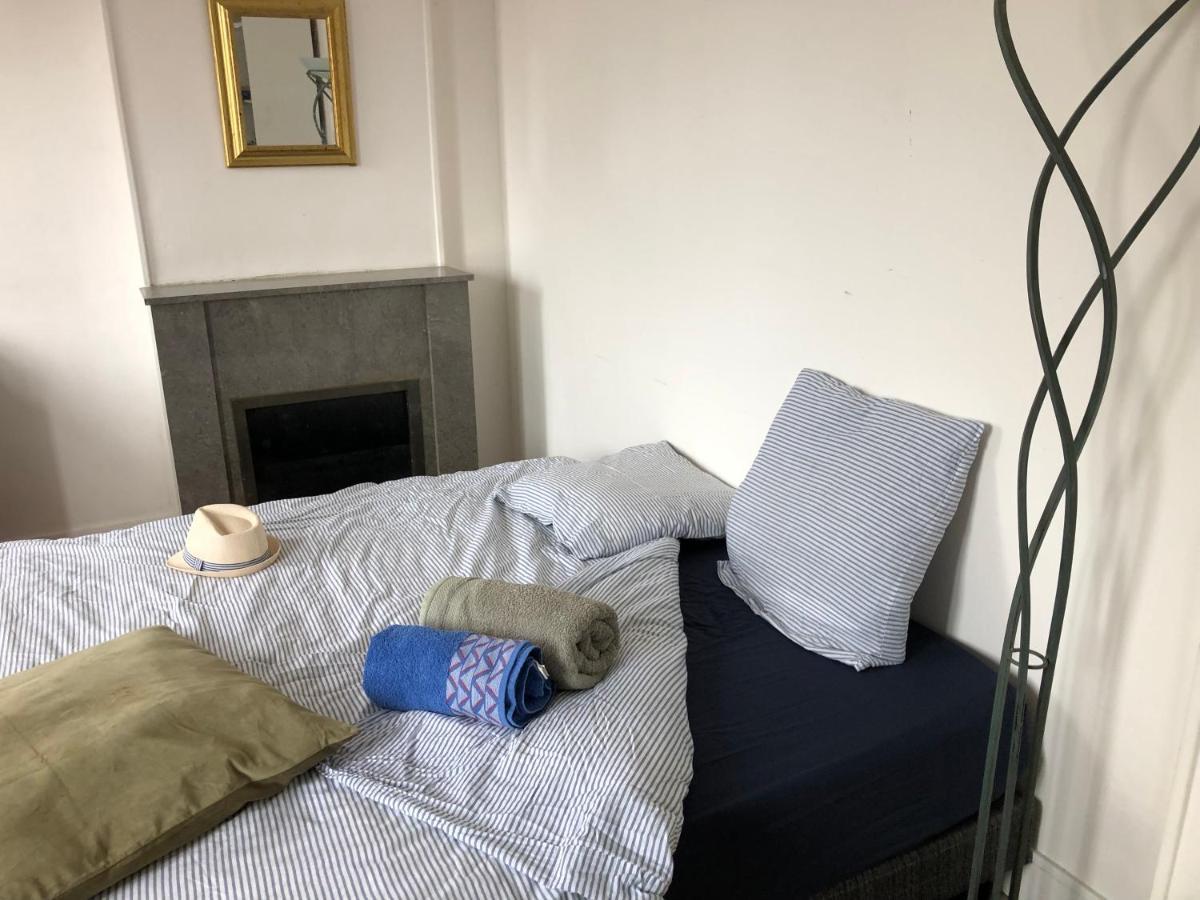 Agreable Maison De Ville ,Calme Avec Tous Les Commerces A 150M Cherbourg-en-Cotentin Exterior foto
